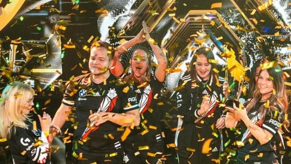 Tren Seri Sapuan Terbalik - Apakah Reverse Sweeping Lebih Umum daripada yang Diperkirakan Bandar?