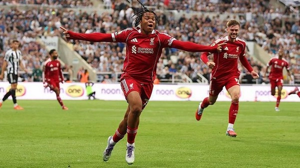 Liverpool Terlibat Sengketa Hukum dengan Chelsea Terkait Rio Ngumoha