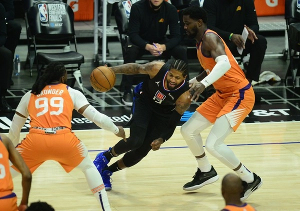 Apa yang Membuat Tips Taruhan Bola Basket di Babak Pertama Begitu Berisiko?