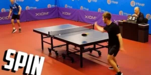 Bagaimana variasi spin memengaruhi taruhan pada reli tenis meja yang panjang?