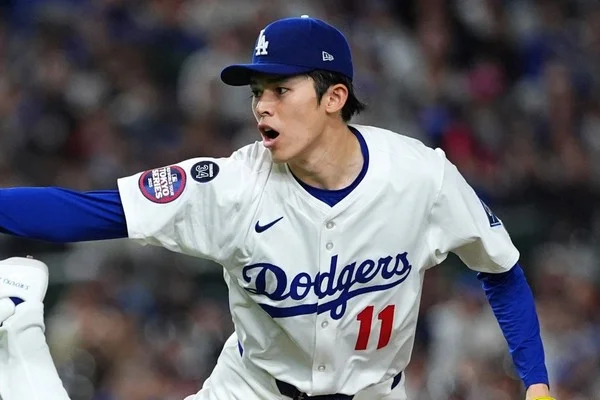 Bagaimana peluang playoff bisbol berbeda dari pasar musim reguler?